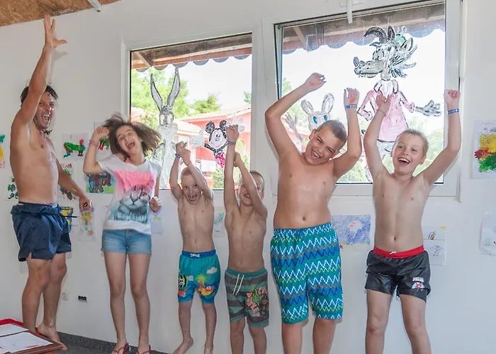 호텔 Merlin Club 로제넷츠