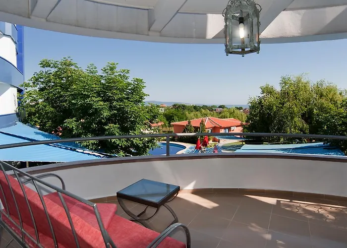 Merlin Club 로제넷츠